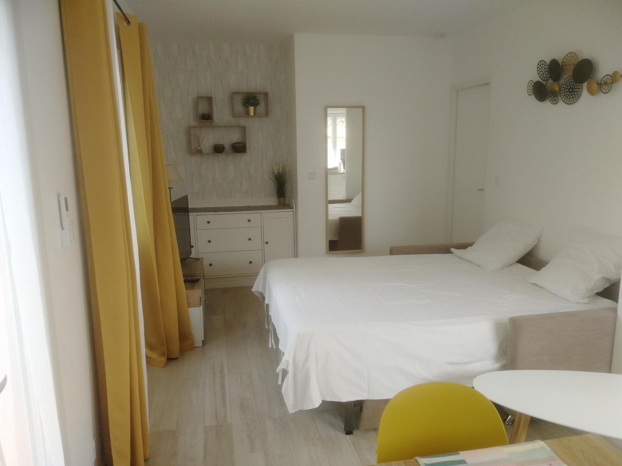 Le Beau Site By Beds83 Apartment Frejus Exterior photo